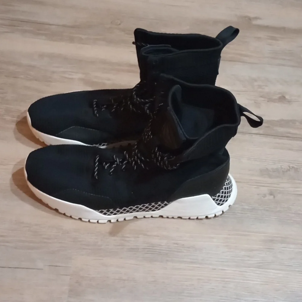 Adidas Men's Shoes - Picture 3 of 5